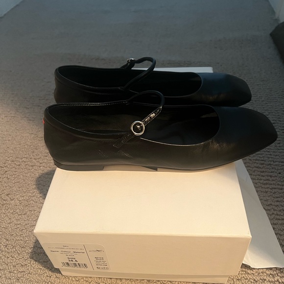 Aeyde Uma, Size 38.5, Perfect Condition/Like New - Picture 4 of 8